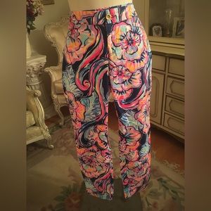 Lilly Pulitzer almost new colorful pants size 8